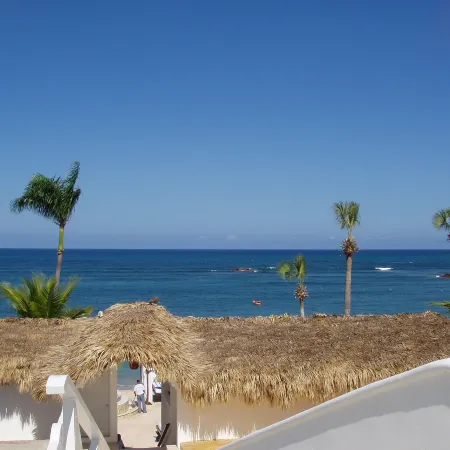 3Br Villa with VIP Access - All Inclusive Program with Alcohol Included.