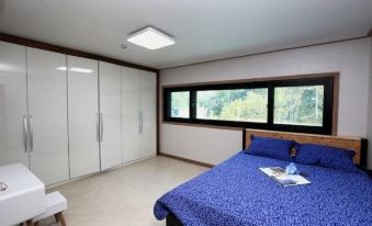 Yeongwol Cube Zone Camping Pension