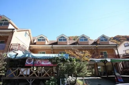 Hamyang Baekmusanjang Hwangtobang Pension