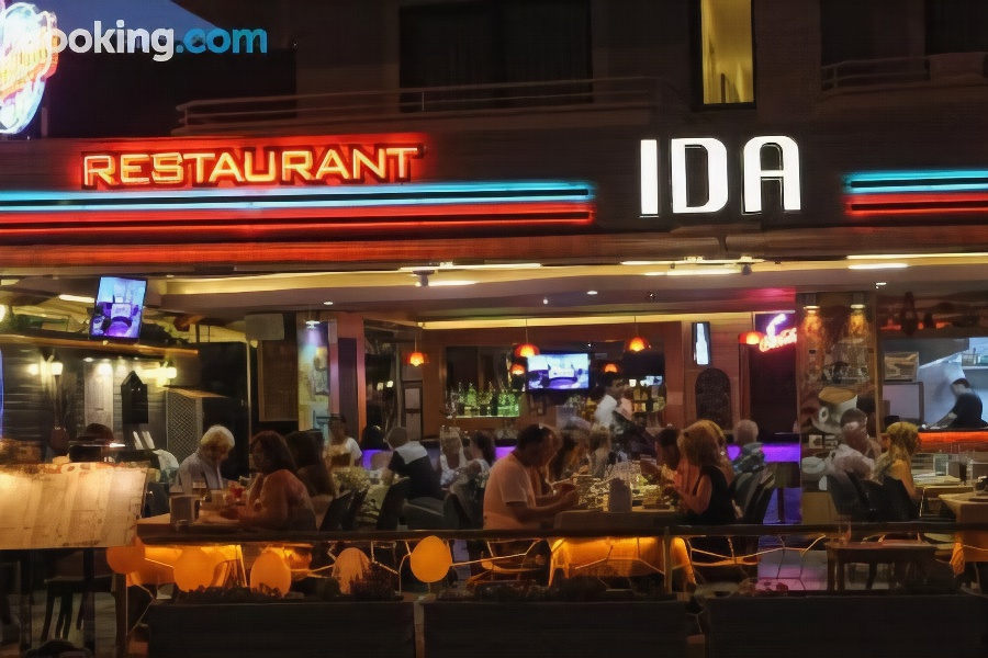 Ida Hotel