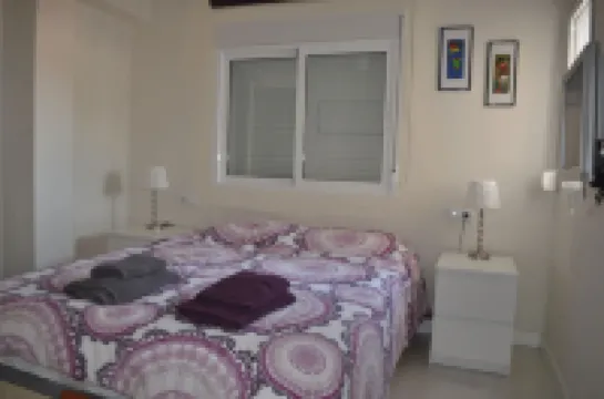 Nice Flat -200m Center-2 Baths- 3 Bedrooms 5Pers