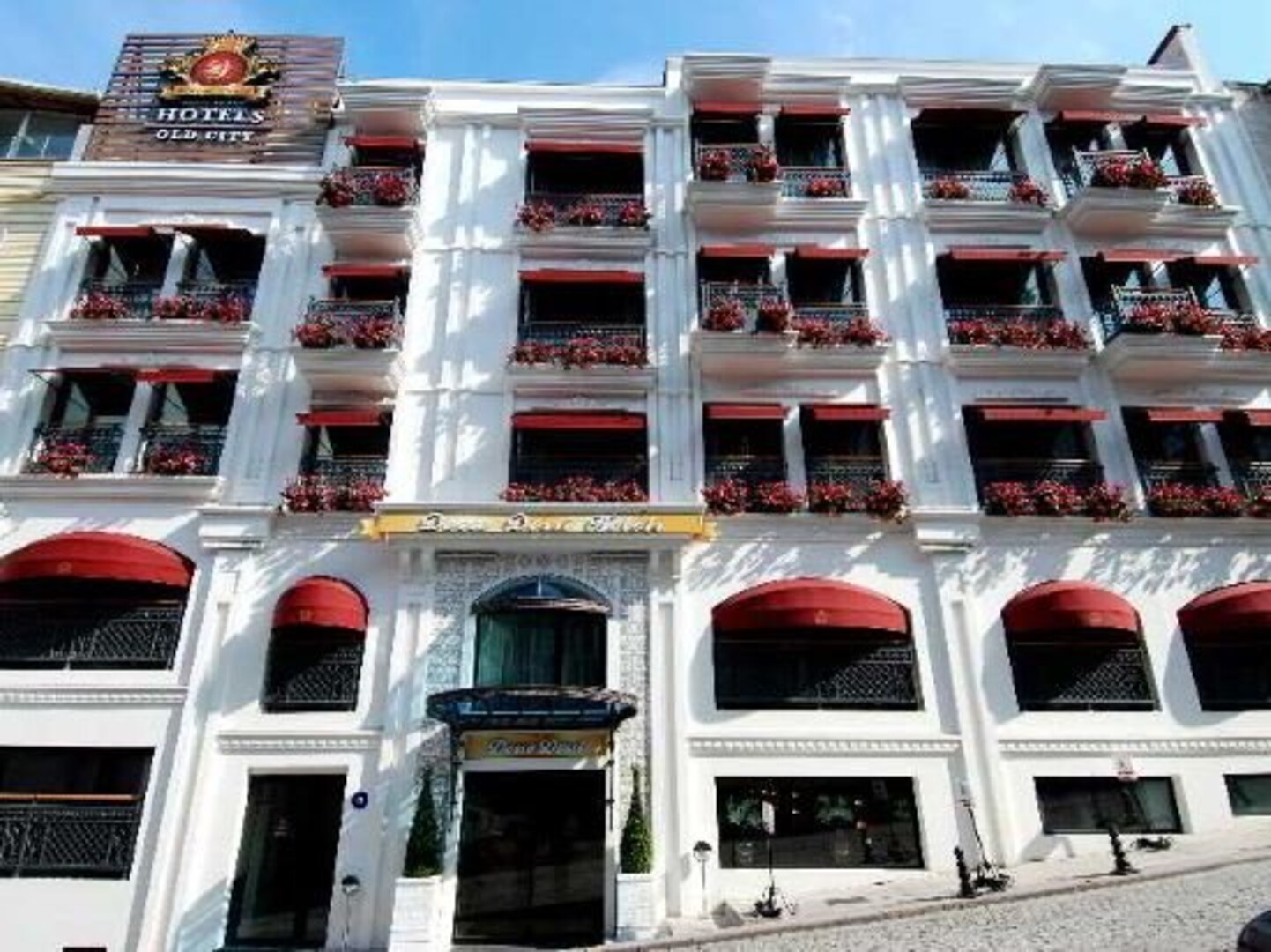 Dosso Dossi Hotels Old City