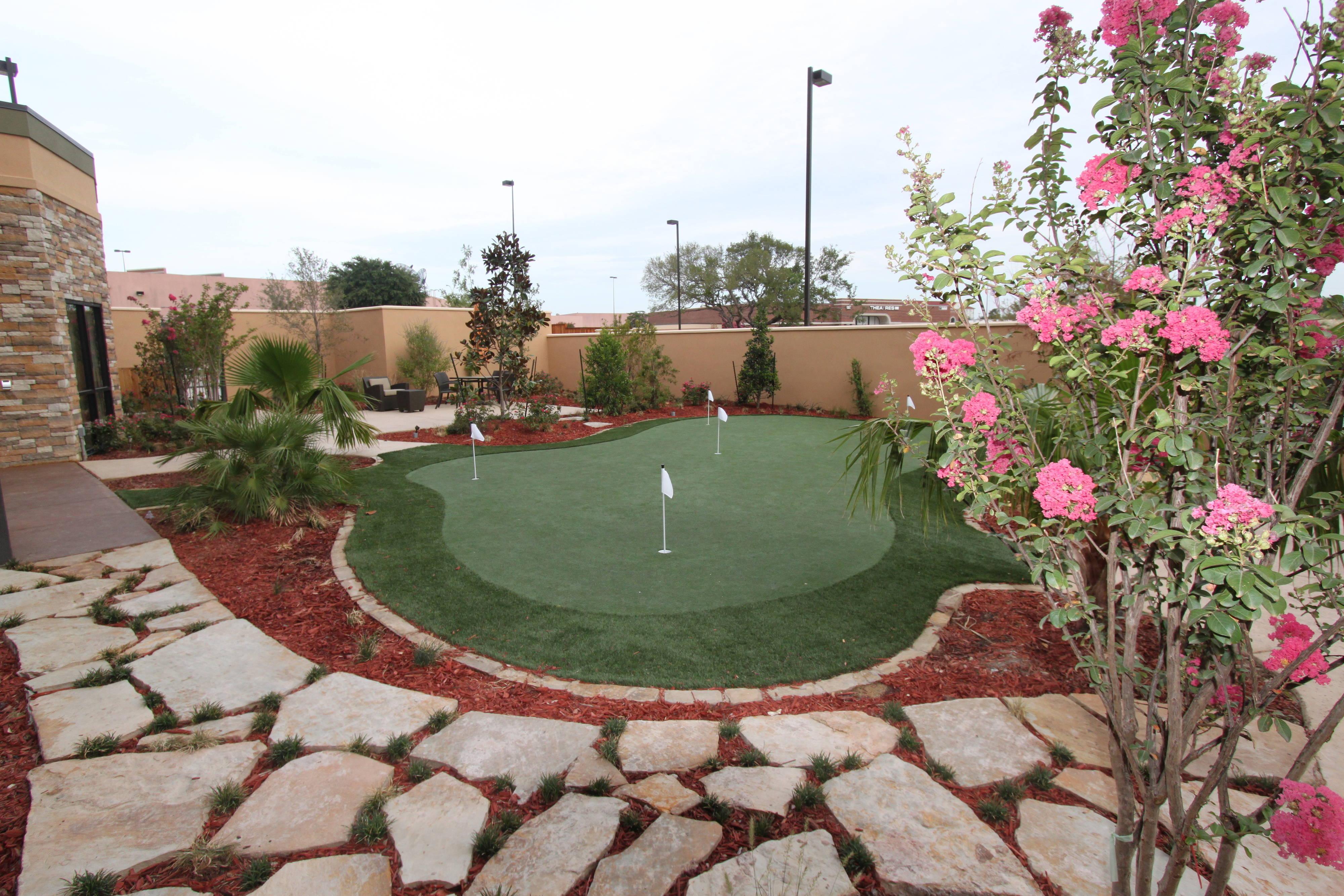 Courtyard Fort Worth West at Cityview