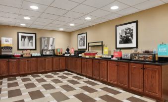 Hampton Inn & Suites Enid