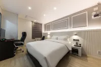 리바쥬 호텔 흥덕구 호텔