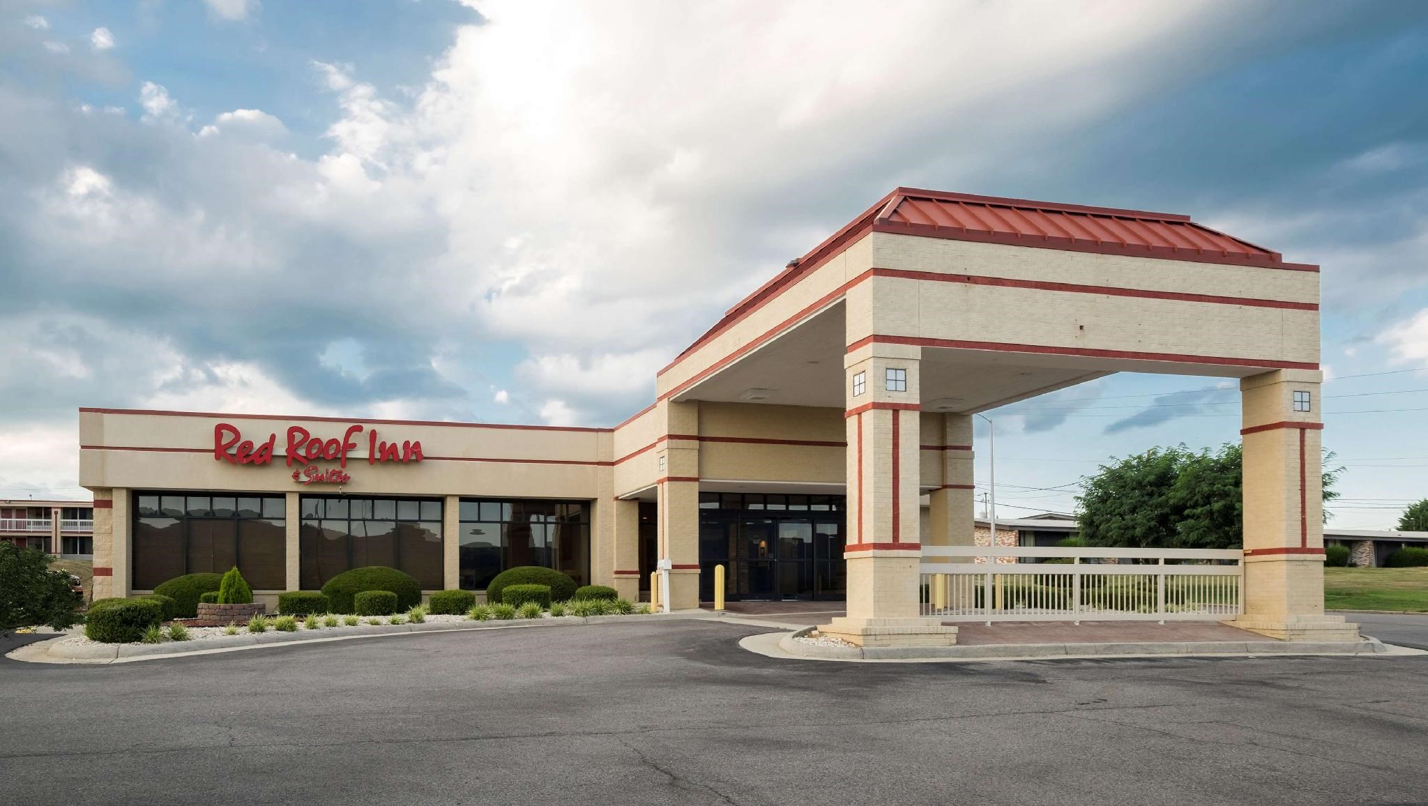 Red Roof Inn & Suites Wytheville