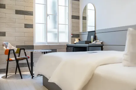 Pyeongtaek Godeok Rich Stay Hotel Отели рядом с достопримечательностью «Anjung-ri»