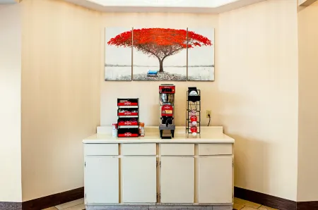 Red Roof Inn Slidell Отели в г. Слайделл