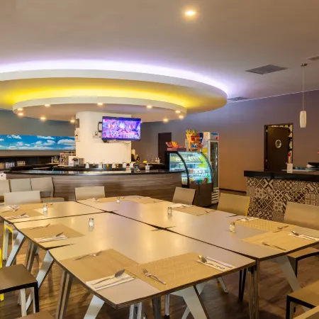 Hotel Glow Point - Mulza