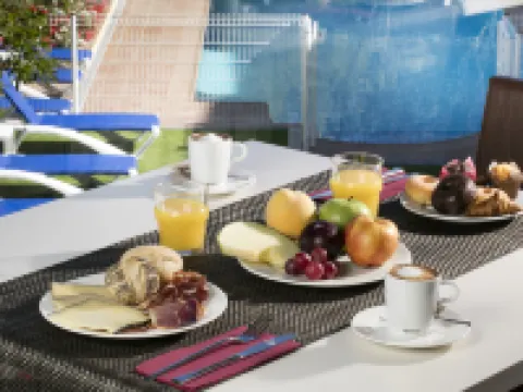 德希特斯酒店 聖佩德羅-德里瓦斯酒店