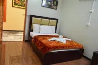 Grand Holidays Hotel Hôtels à : Saidu Sharif