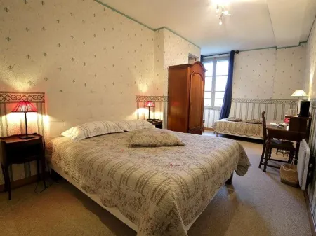 Relais Saint Louis, Logis