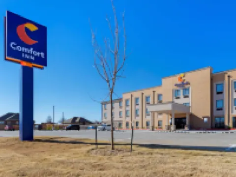 Comfort Inn & Suites Harrah Hotels in Oklahoma County