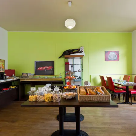 Enzo Hotels Contrexeville by Kyriad Direct