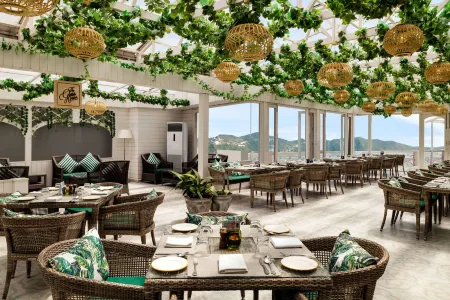 Ramada by Wyndham Mussoorie Mall Road Отели рядом с достопримечательностью «Mall Rd»