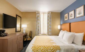 Days Inn by Wyndham Long Island City