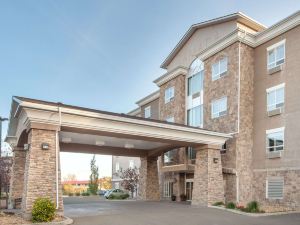 Ramada by Wyndham Drumheller Hotel & Suites