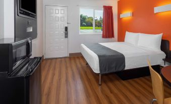Motel 6 Carpinteria, CA - Santa Barbara - South