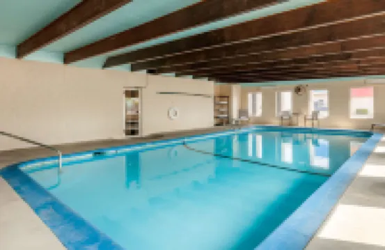 Rodeway Inn & Suites