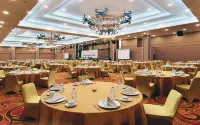 M Bahalap Hotel - Frühstück