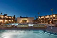 V Capri Palm Springs, a Dolce by Wyndham - Apartments