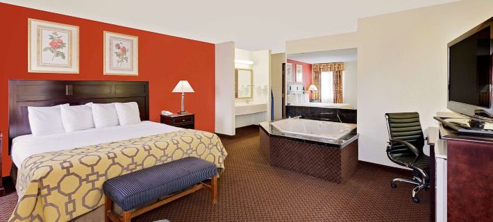 Baymont by Wyndham Battle Creek Downtown Hotels in Calhoun County
