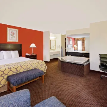 Baymont by Wyndham Battle Creek Downtown
