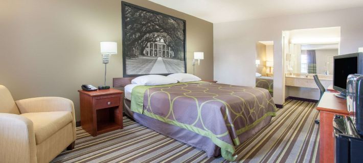 Super 8 by Wyndham Monroe West Hotels in West Monroe