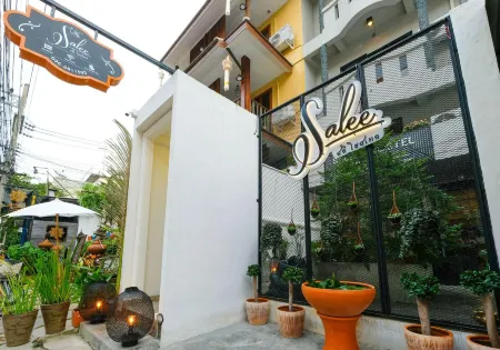 Salee Hostel