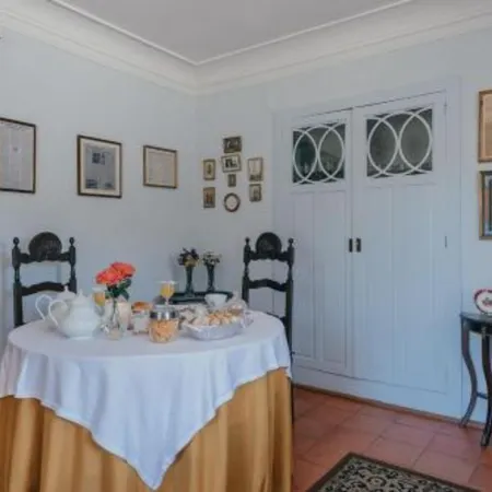 Casa Dos Pombais