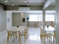 The White Hotel by Charoensri 우동피타야누쿤 학교 주변 호텔