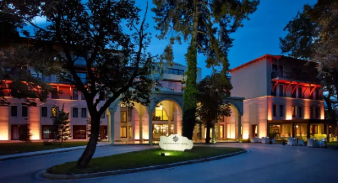 Grand Serai Congress and Spa Hotel a 