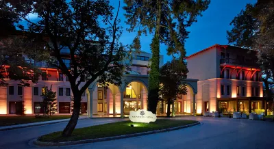 Grand Serai Congress and Spa Hôtels à proximité de : Nursing Home