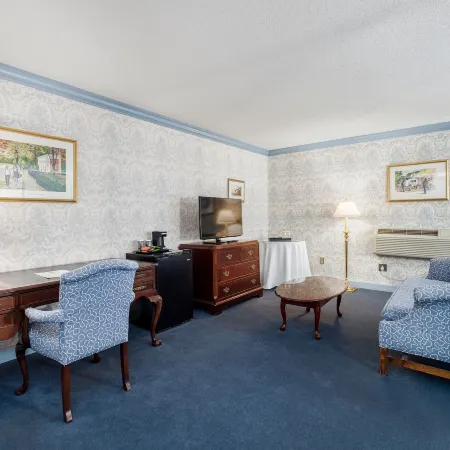 The Farmington Inn and Suites Отели рядом с достопримечательностью «Арена «XL-центр»»