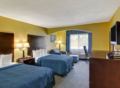 Quality Inn & Suites Grand Prairie