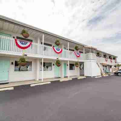 Ocean Glass Inn Hotel Exterior