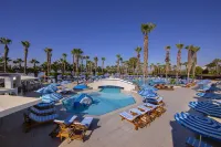 The GrandResort - Limited Edition by Leonardo Hotels - piscina