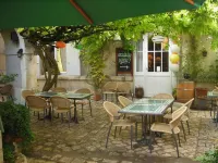Hotel Heritage Hotels near Martell Cognac's Visitors Center