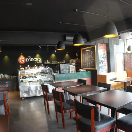 Richmond Hotel & Suites