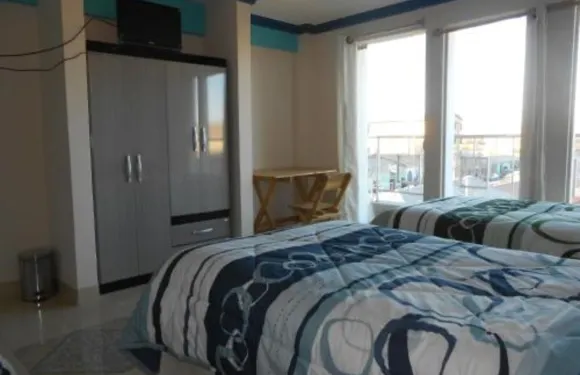 希爾烏尤尼旅舍