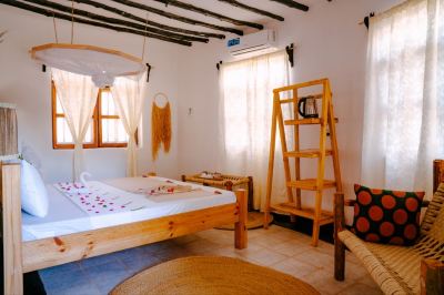 Standard Double Room with Garden View