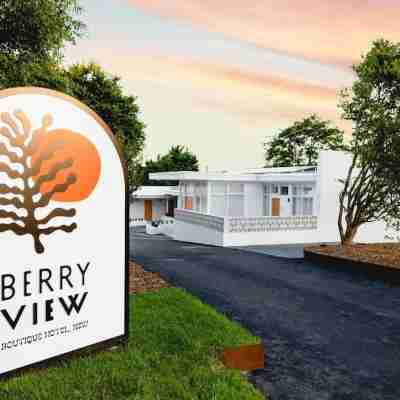 The Berry View Hotel Exterior