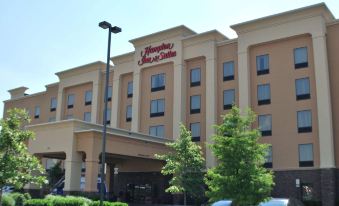 Hampton Inn & Suites Nashville @ Opryland