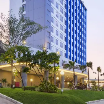 PrimeBiz Cikarang Hotels near WaterBoom Lippo Cikarang