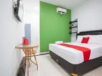 RedDoorz Syariah Near Dbl Arena 2