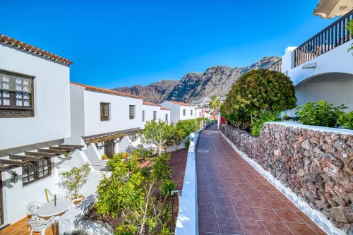 Ona Las Rosas - Apartments