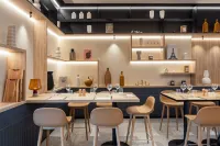 Courtyard by Marriott Paris Charles de Gaulle Central Airport - breakfast