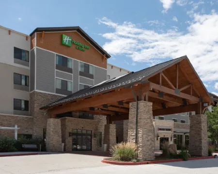 ฮอลิเดย์ อินน์ โฮเทล แอนด์ สวีทส์ ดูรังโก ดาวน์ทาวน์ บาย IHG โรงแรมในดูรังโก