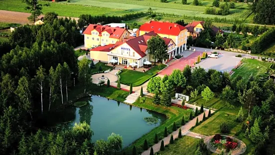 Hotel Chabrowy Dworek