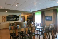 Days Inn by Wyndham Levis - breakfast